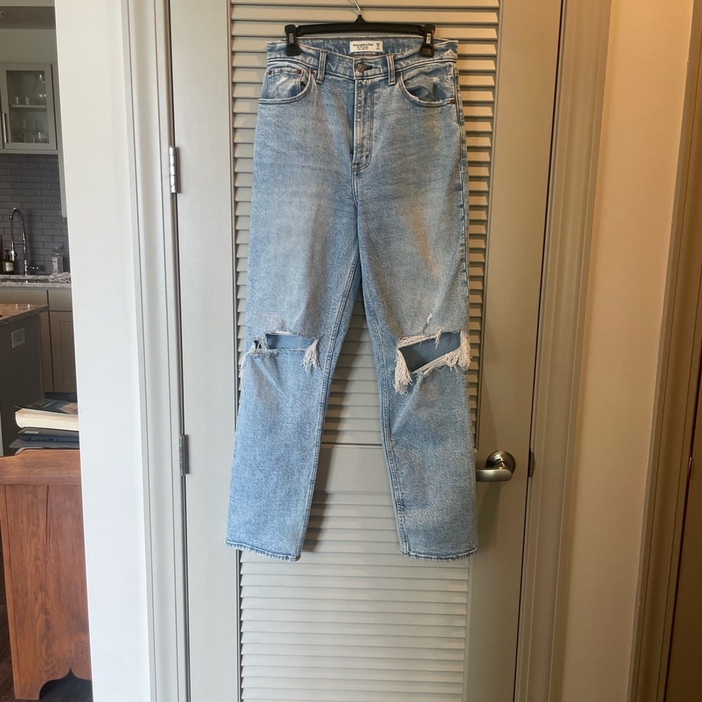 Abercrombie & Fitch 90s Straight Ultra High Rise Distressed Light Blue Jeans